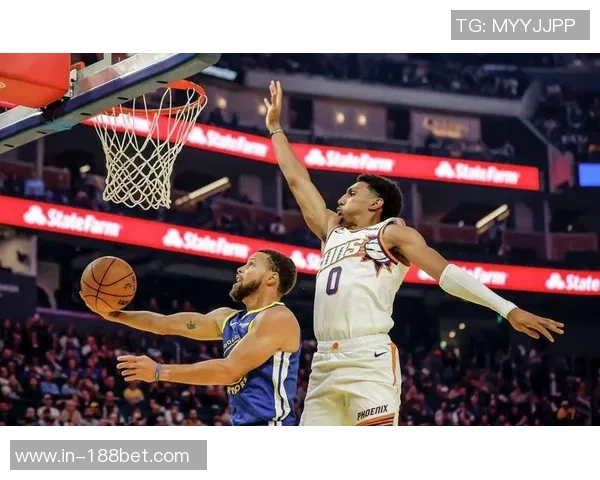 库里盛赞波斯特自信提升期待她在赛场上大放异彩 库里盛赞波斯特自信提升期待她在赛场上大放异彩