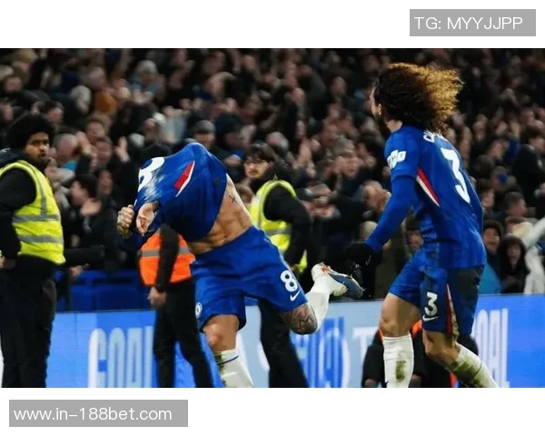 麦克法兰称切尔西阵容具备与顶级球队抗衡的实力罗塞尼尔不会受到压力影响